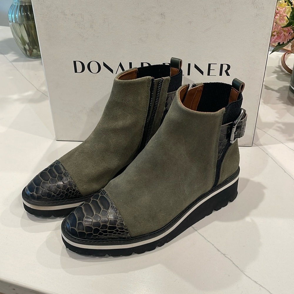 Donald Pliner Tinsley Wax Boot